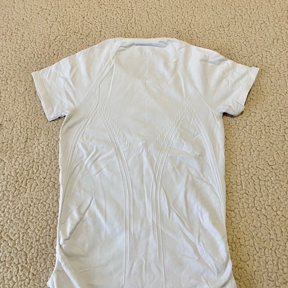 Athleta Speedlight tee - Picture 6 of 6